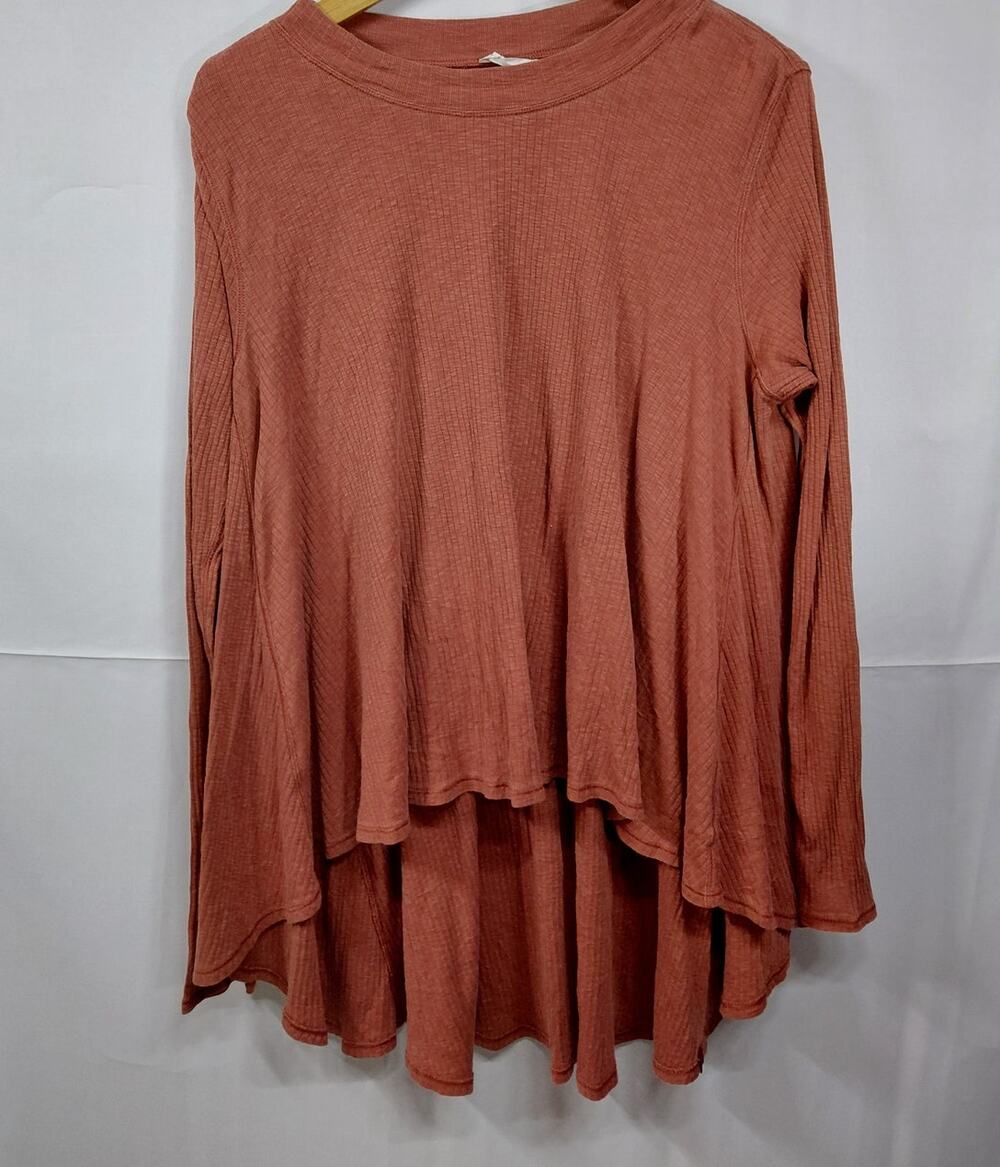 Lululemon Rust Long Sleeve High-Low Top Solid Knit Size L